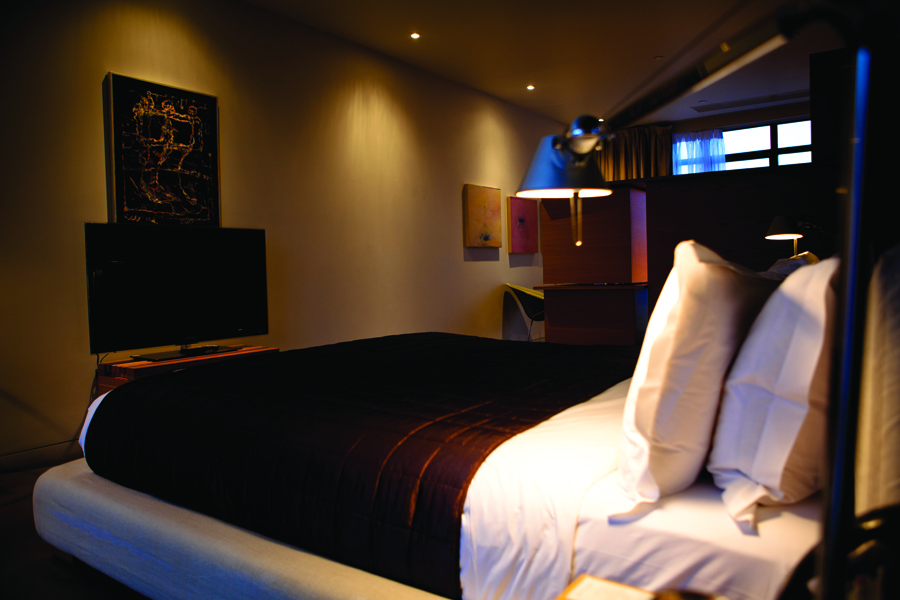 Hotel Gault: Modern Space in Old Port