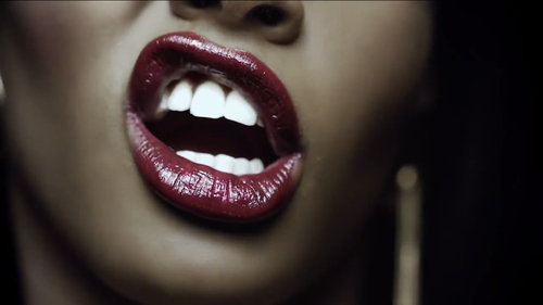 Azealia Banks Rethinks Being “Barely Legal”