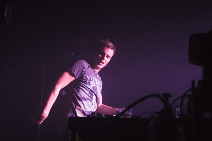 showtek-2