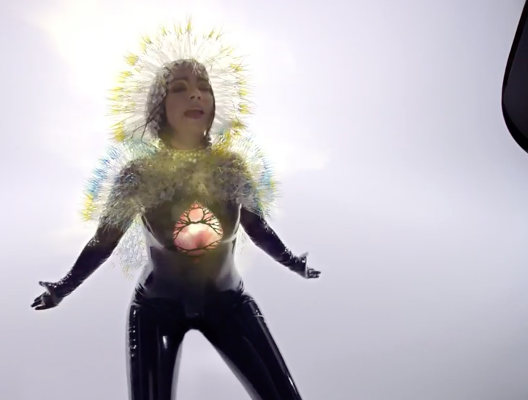 Bjork Releases Visual For “Lionsong”